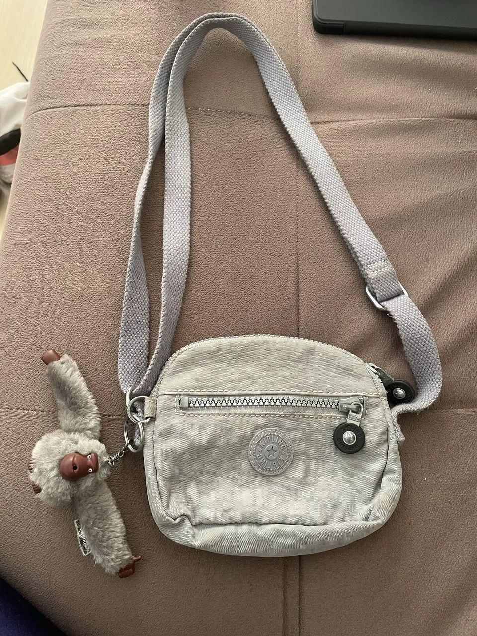 Bolsa Kipling cinza - Foto 4
