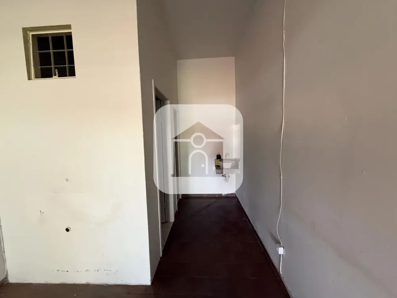 Loja comercial para locação no bairro Planalto