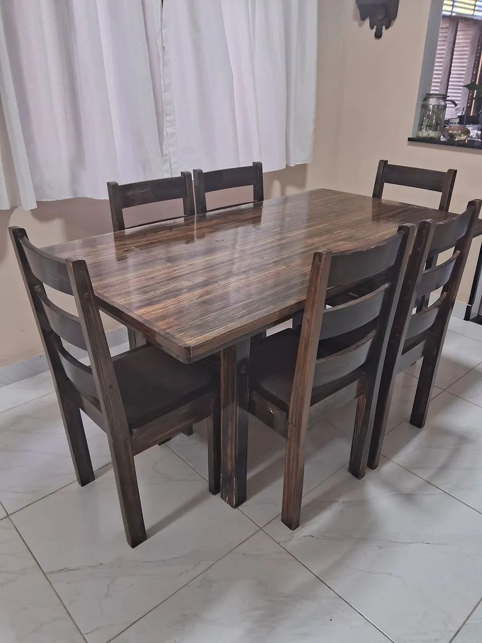 Mesa com 6 cadeiras  - Foto 2