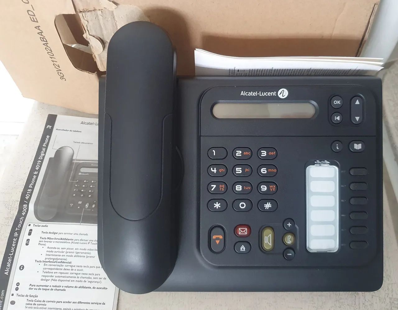 Telefone Alcatel-Lucent novo