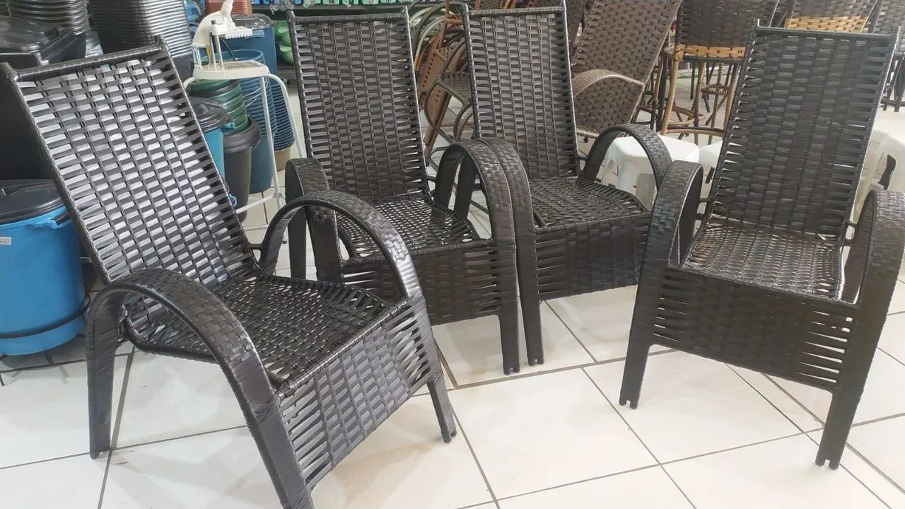 Conjunto de cadeiras fibra nova - Foto 5