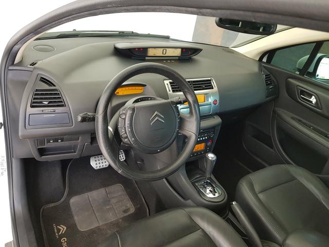 Citroen C4 Hatch Exclusive - Foto 10
