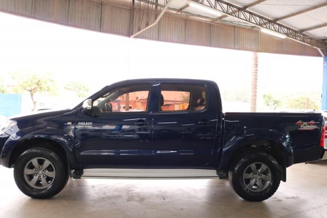 TOYOTA HILUX CD SRV D4-D 4X4 3.0 TDI DIESEL AUT - Foto 2