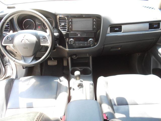 Mitsubishi Outlander 2.0 Automático - Foto 4