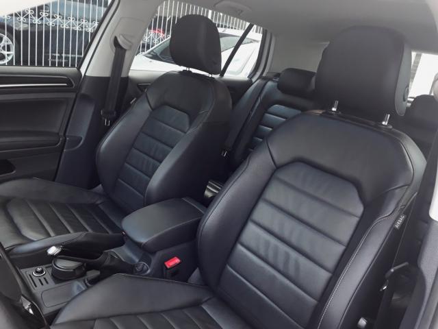 VOLKSWAGEN GOLF 2017/2017 1.4 TSI HIGHLINE 16V TOTAL FLEX 4P TIPTRONIC - Foto 5