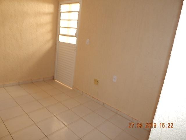 02 casas no lote na QNL 05 BL H R$ 1.800,00 - Foto 4
