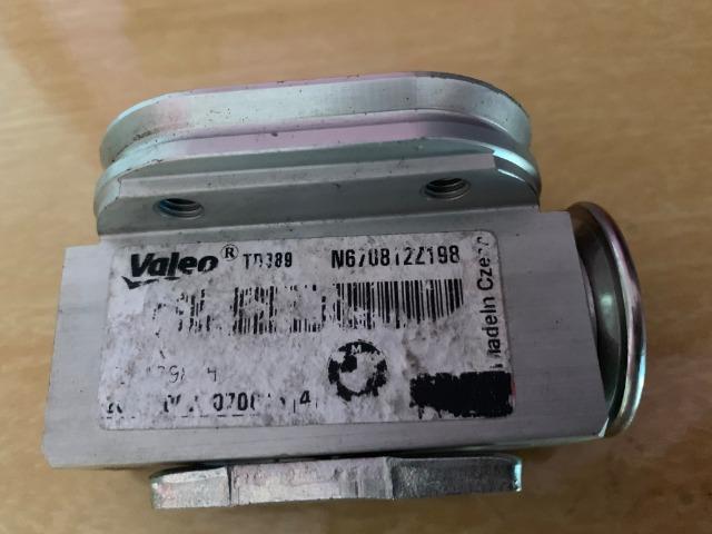 Valvula expansao radiador ar condicionado bmw 320 i original - Foto 3