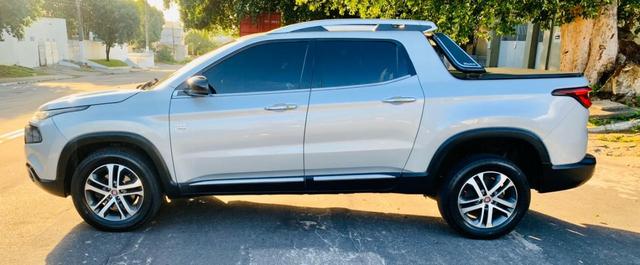 Fiat Toro Volcano 4x4 Diesel 16/17 aut - Foto 11