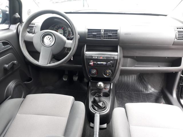Volkswagen - Fox 1.0 8v Flex 2p Ar Condicionado - Financio em até 48x. - Foto 7