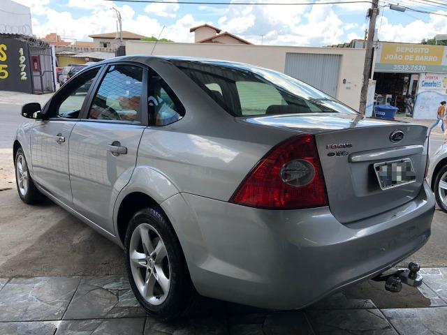 Focus Sedan - 2011 - Foto 4