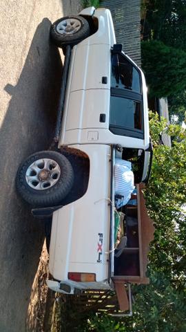 L200 ano 2004 - Foto 5