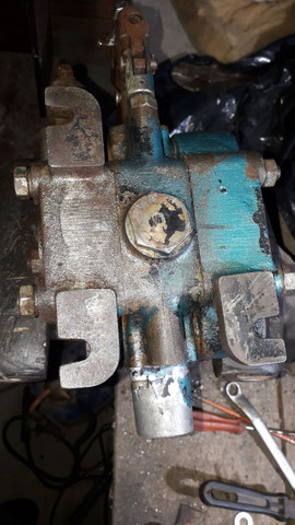 Comando e bomba hidráulica - Foto 4
