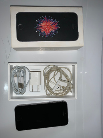 IPhone 5SE 64GB USADO