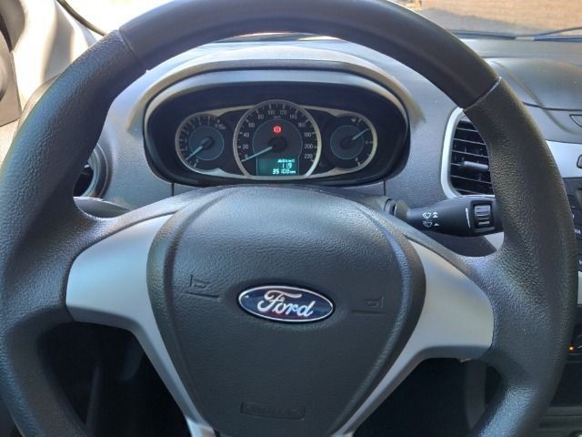 Ford Ka Se 1.0 2017 Completo Segundo dono. - Foto 7