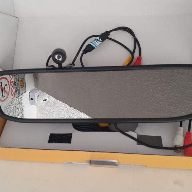 Espelho retrovisor com câmera de ré. Nova. Instalada. - Foto 3