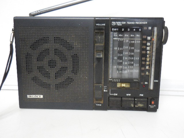 radio antigo sony icf 7600