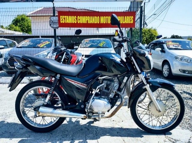 FAN 125 2018 APENAS 33 MIL KM FINANCIAMOS E PEGAMOS SUA MOTO COMO PARTE DE PAGAMENTO