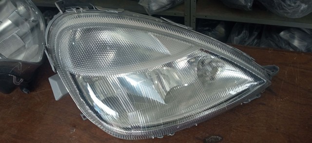Farol Mercedes classe a 1997 1998 1999 2000