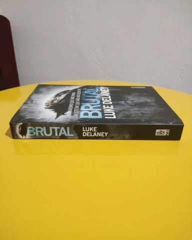 Brutal. Suspense. Novo. Com brinde  - Foto 3