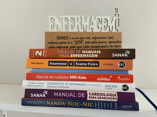 Kit Diagnósticos De Enfermagem Da Nanda-i + Anamnese E Exame