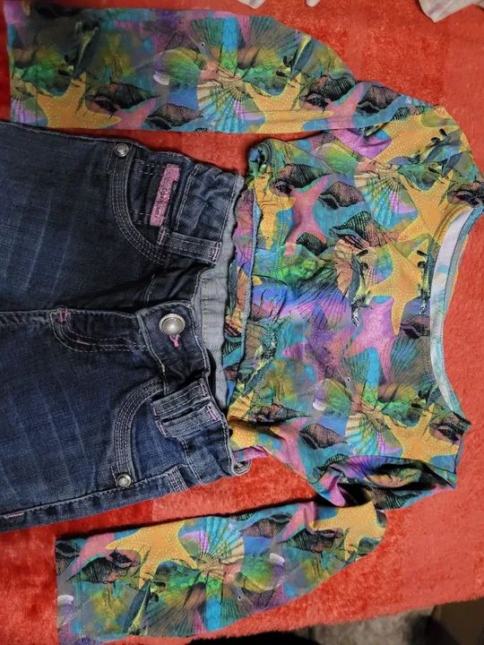 Conjunto Blusa e Calça Jeans Infantil 3 anos - Foto 3