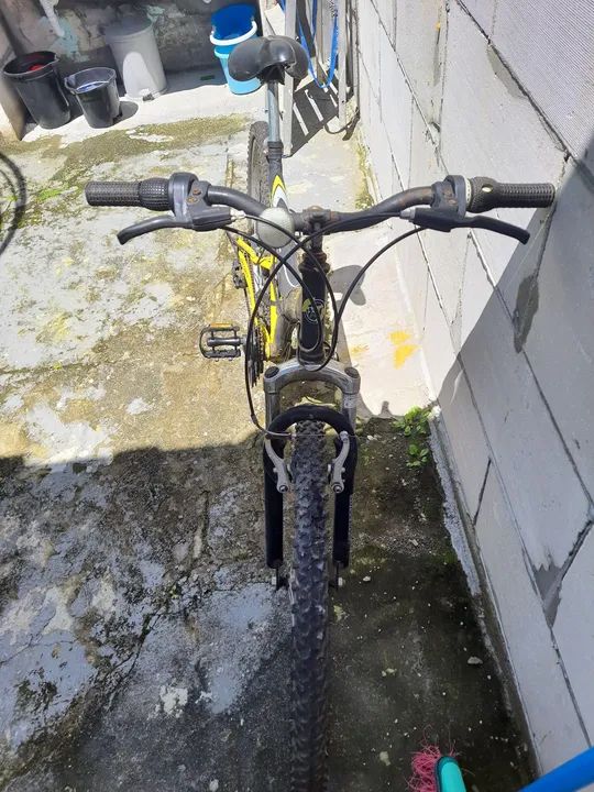 Bicicleta aro 26 com amortecedor (ACEITO OFERTAS) - Foto 3