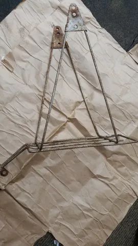 bicicleta antiga bagageiro traseiro usado original - Foto 4