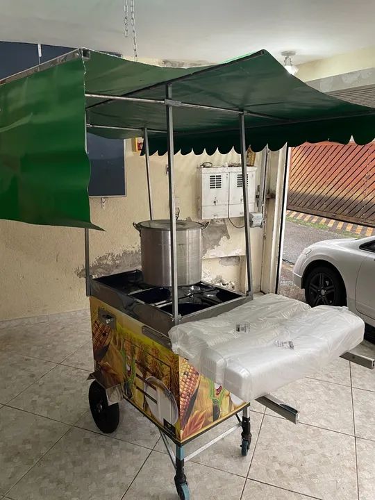 Carrinho de milho + caldeirão de 38ltrs + tenda + 200 potinhos 