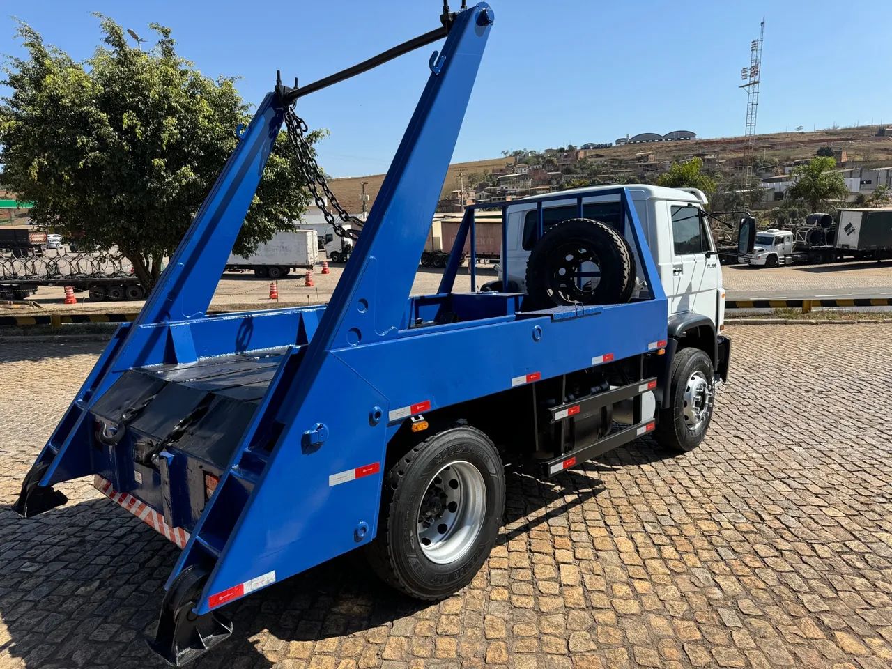 Poli guindaste VW 17190 13/13 impecável - Foto 7