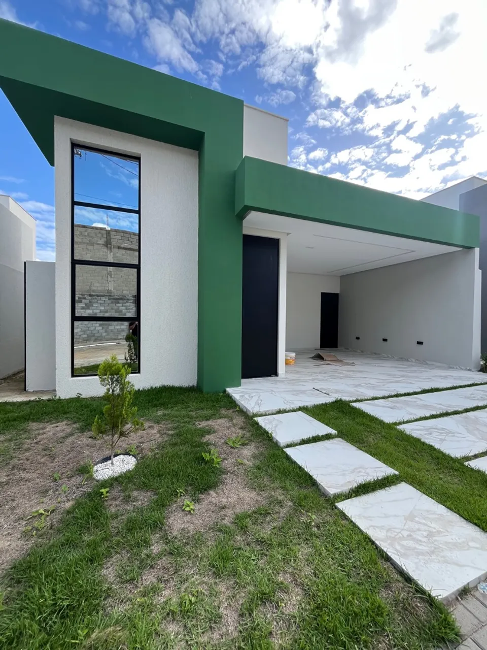 Alugo imóvel semi mobiliado no residencial tucano