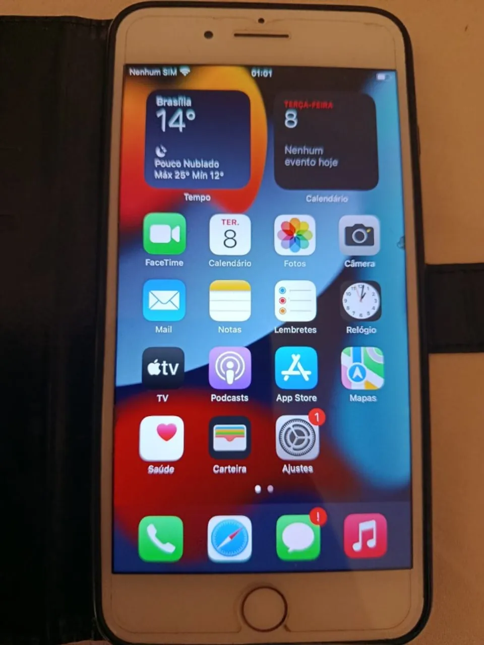 iPhone 7 Plus (Vermelho-Branco) de 256 GB - Em Excelente Estado!