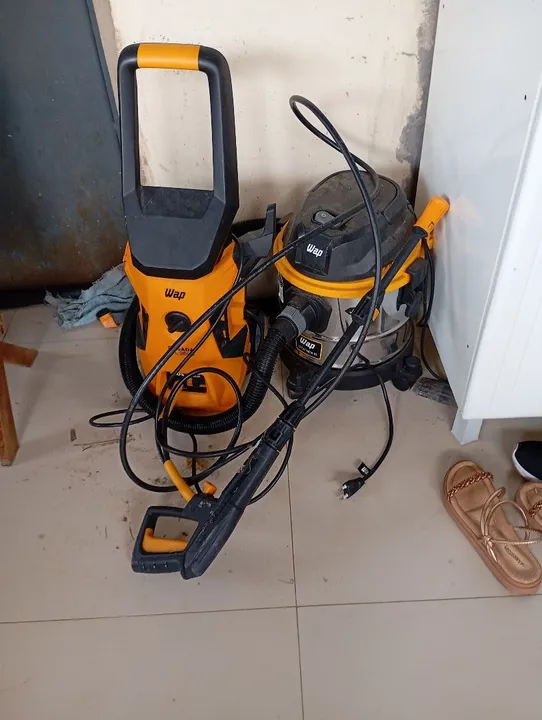 Kit Wap Lavadora de Alta Pressão + Aspirador de Pó
