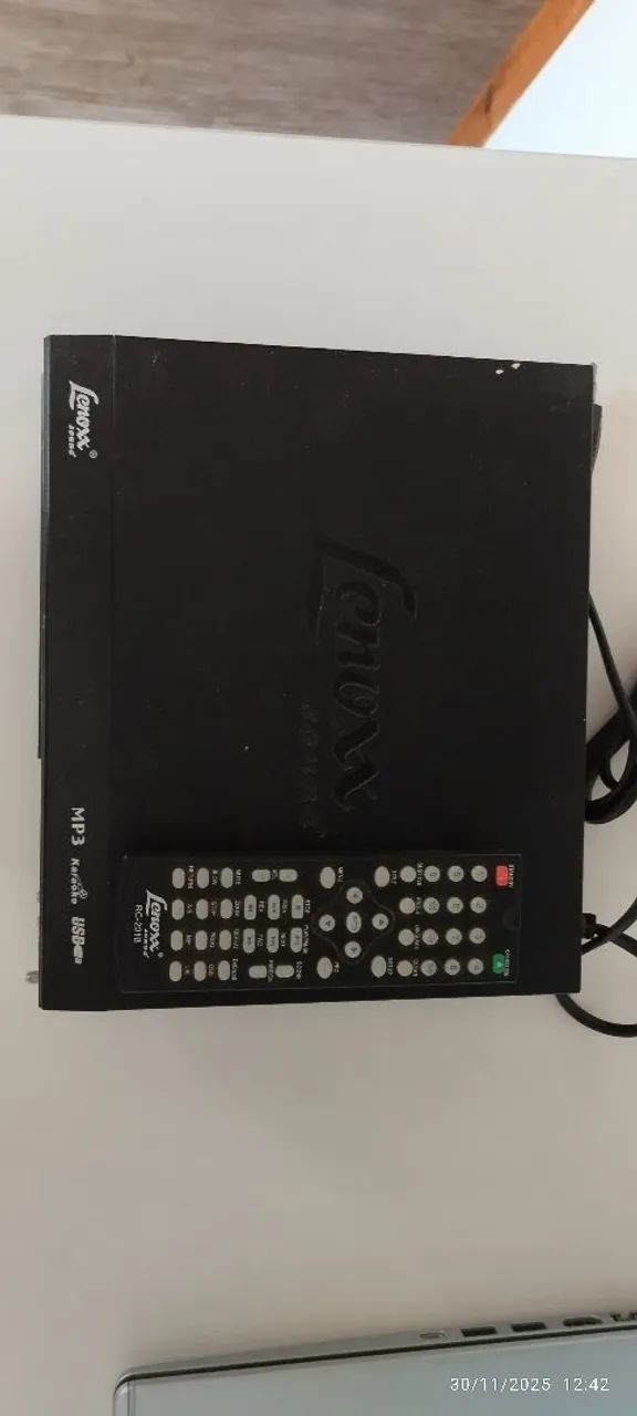 Vende-se dvd  Lenox funciona perfeitamente  - Foto 2