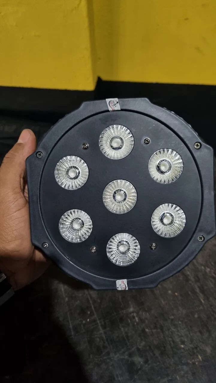 Iluminação de Palco LED 8 Luzes - Novo! - Foto 2