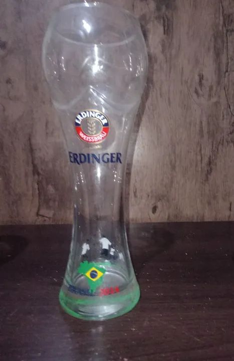 Caneca de Cerveja Erdinger Weissbrau Copa 2014