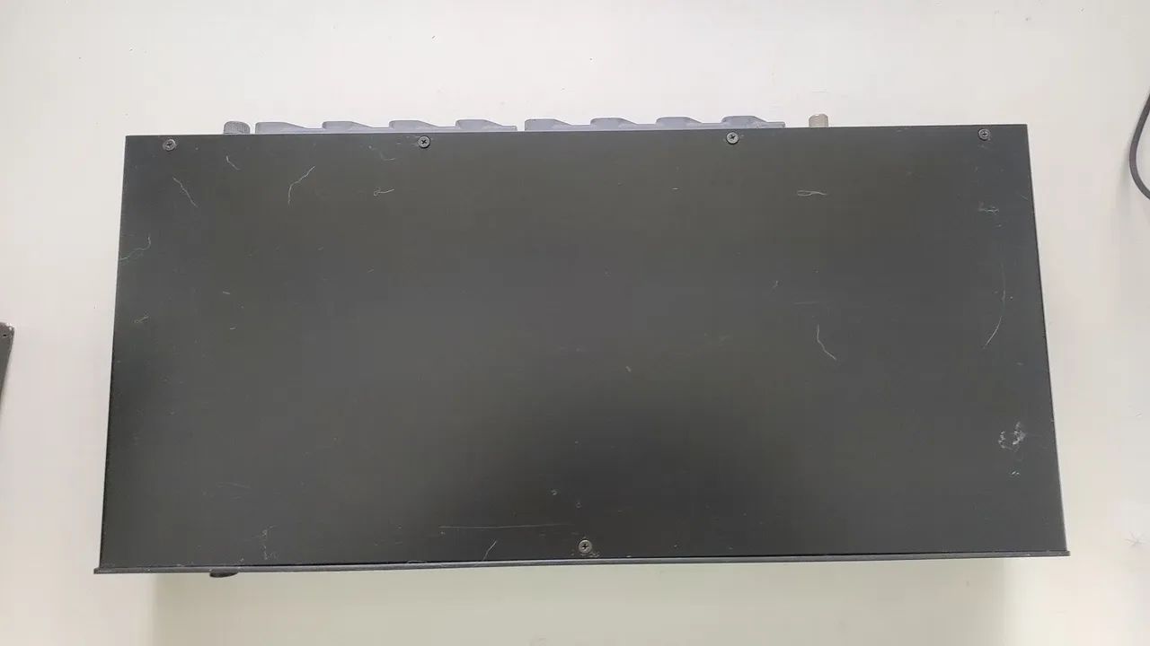 Aparelho de proteção para sua rede - defeito - Foto 5