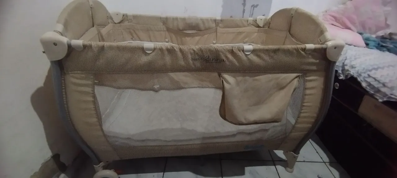 Berço e chiqueirinho Burigotto