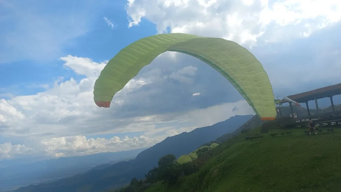 Parapente mentor 4