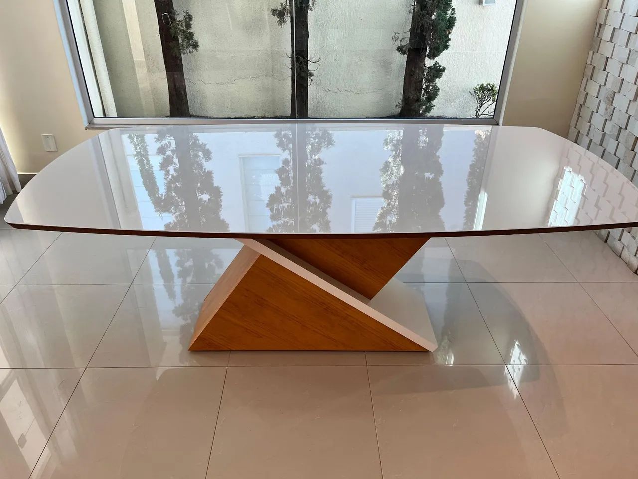 Mesa nova super resistente de madeira maciça  - Foto 2