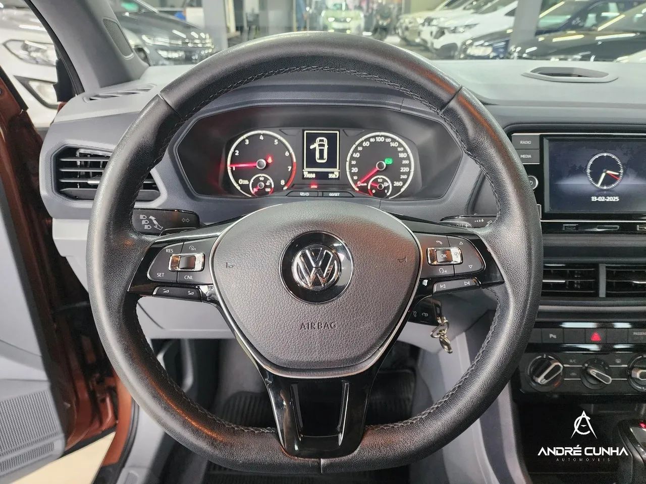 T-CROSS 200 TSI 1.0  FLEX 12V 5P AUT.  MARROM 2019/2020 - Foto 2