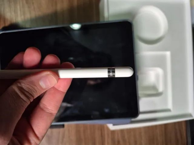 Ipad sexta geração conservado + Apple Pencil - Foto 5