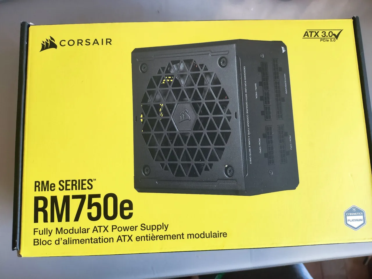 Fonte Corsair RM750e 80 Plus Platinum 750W Modular
