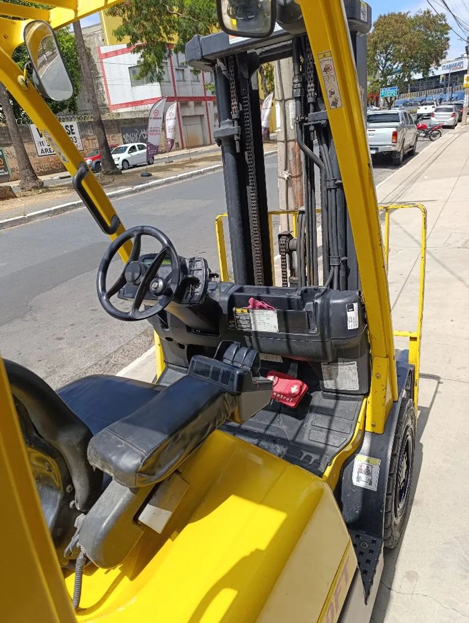 Empilhadeira Hyster 50FT - Ano 2010 - Triplex - Revisada e Pronta para Trabalhar - Foto 6