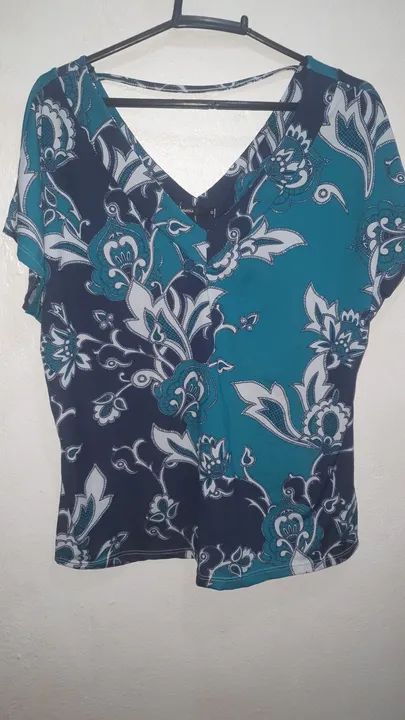 Blusa de V Estampada