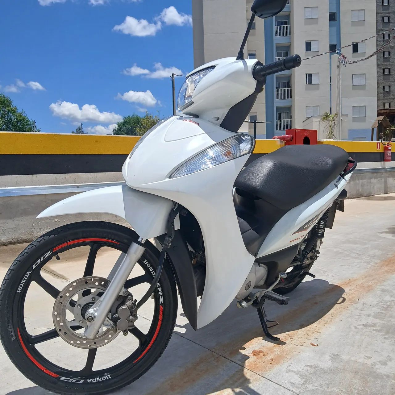 Honda Biz Ex 125 2015 - Branca - Ótima Oportunidade!