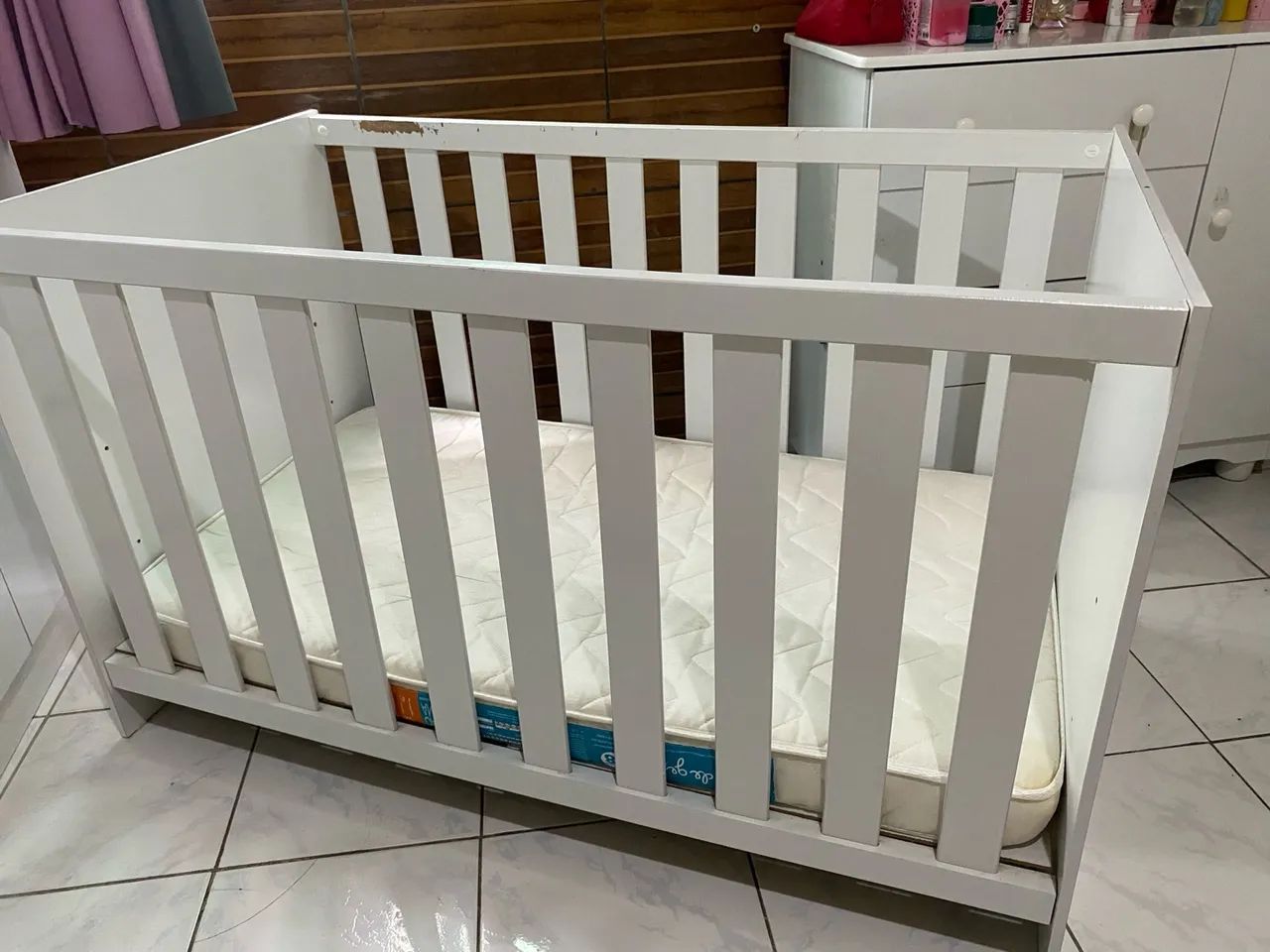Berço Branco com Colchão