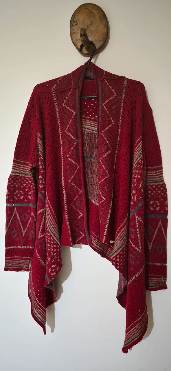 Cardigan Vermelho com Detalhes Étnicos - Foto 2