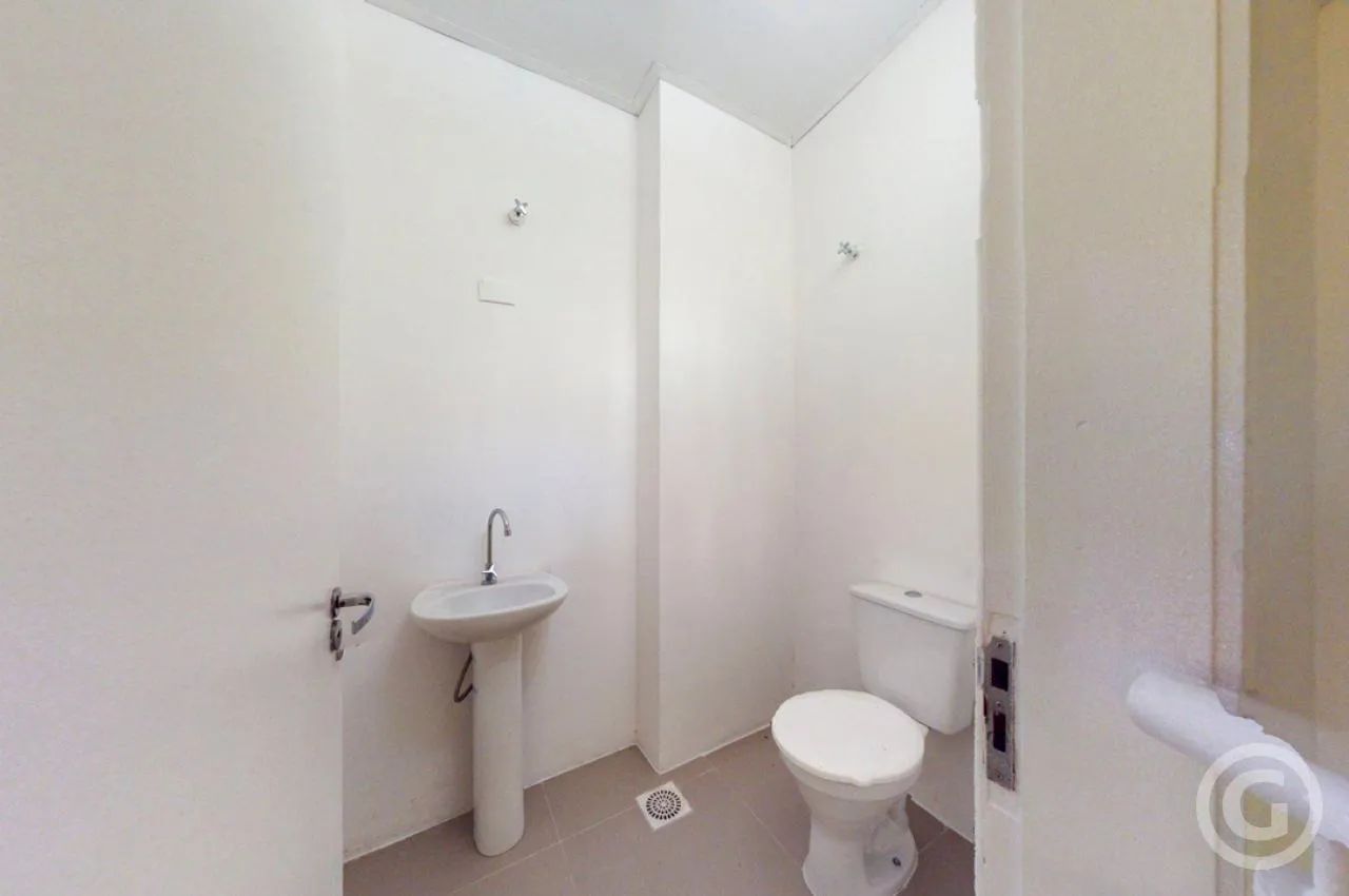 Loja com mezanino em ponto estratégico no Centro de Florianópolis - Foto 5