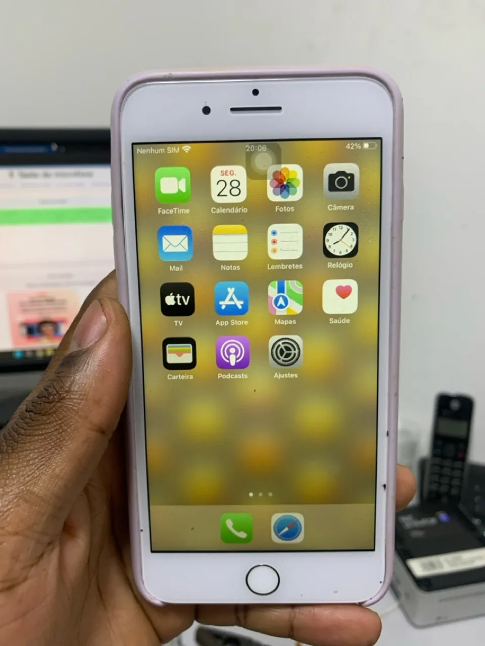 iPhone 8 Plus Rose Gold 64GB - Desbloqueado
