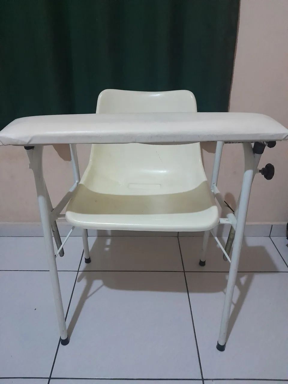 Poltrona de coleta de sangue